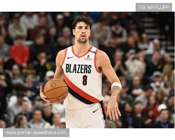 德尼-阿夫迪亚贡献三双，开拓者胜骑士