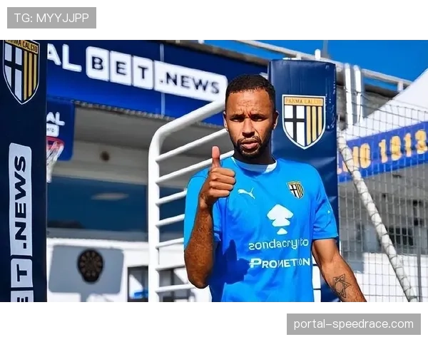 即时：VAR取消马略卡点球，主帅在场边激烈抗议